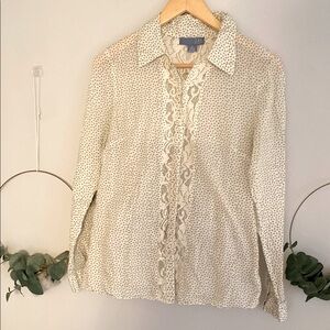 Dil Anthropologie size 4 button up shirt cowgirl country  Cream Lace flowers